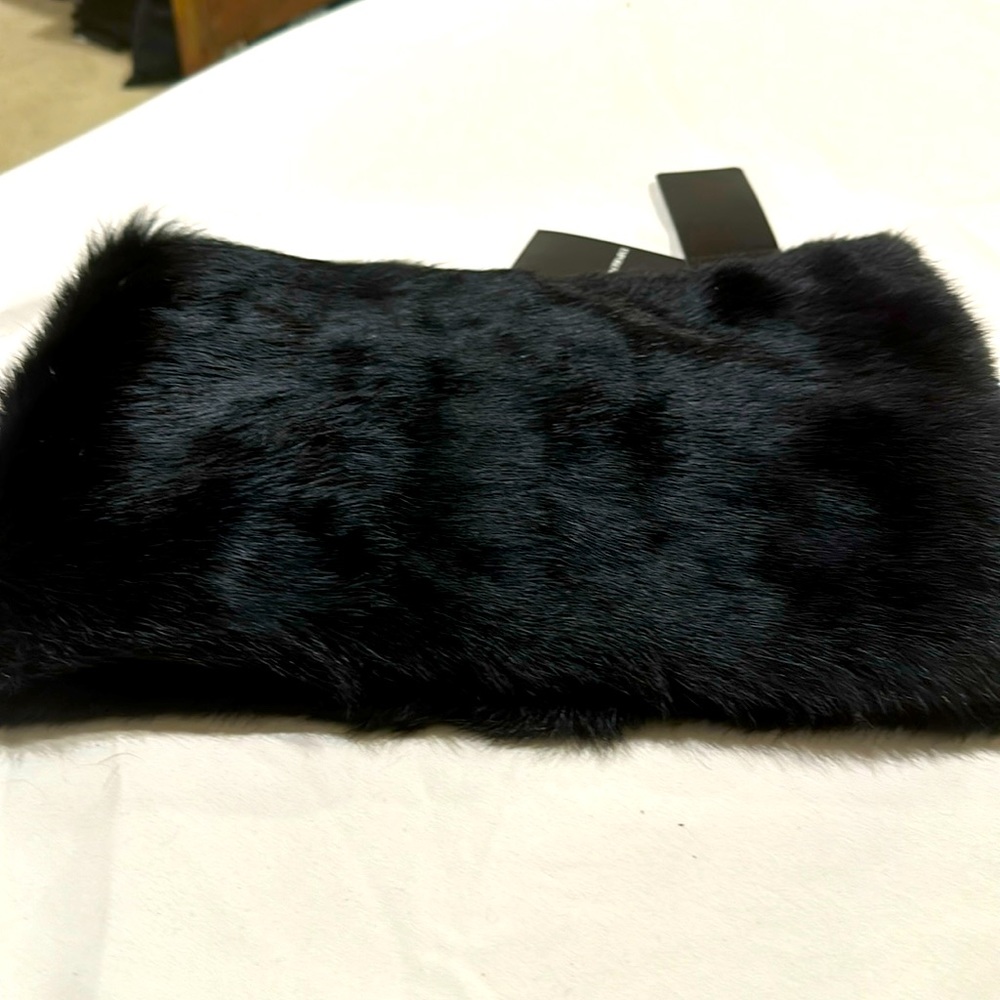 NWT Armani Rabbit Fur Neck Scarf